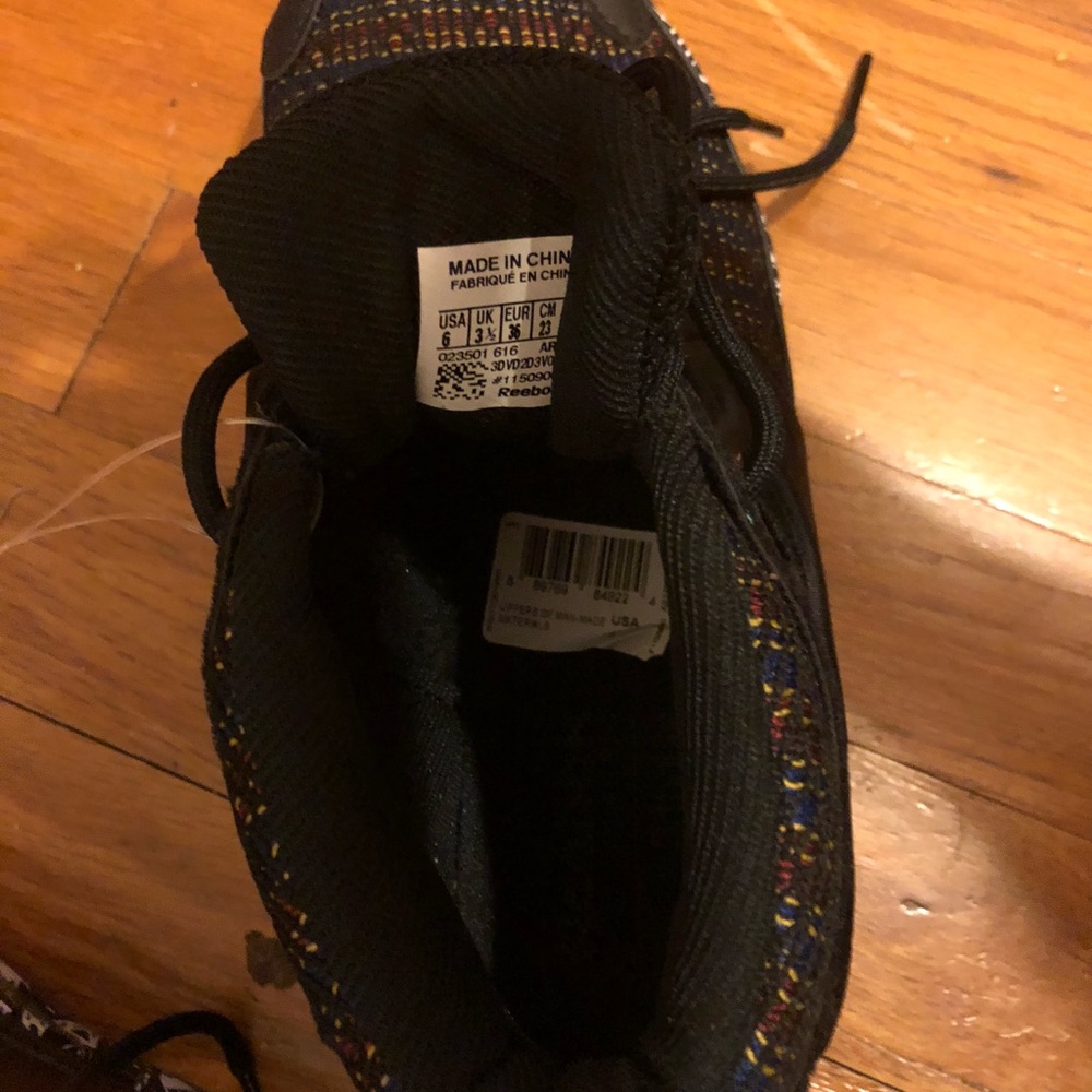 Reebok Shoes - Picture 4 of 4
